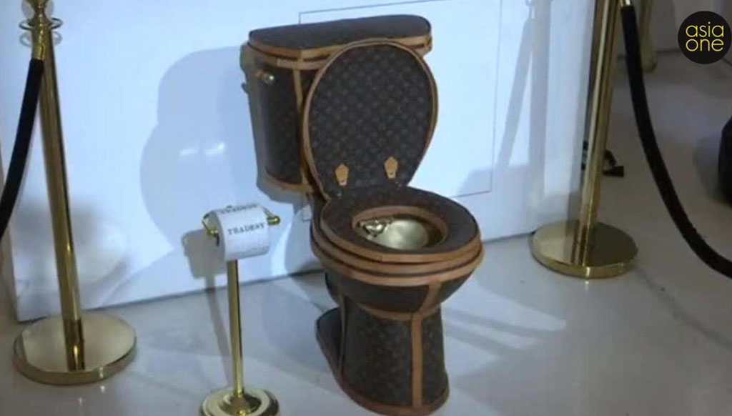 Gusto mo bang makaupo sa isang $100,000 Louis Vuitton Toilet
